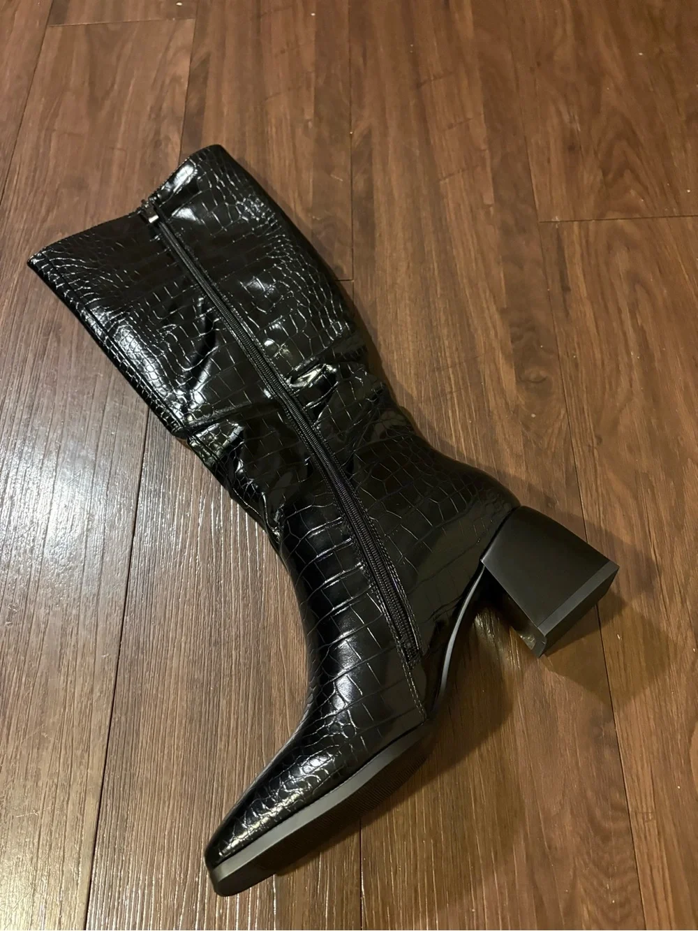 Women's Black Croc-Embossed Knee-High Block Heel Boot